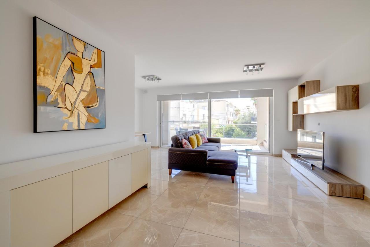 Marvellous 3Br Apartment In Central St Julians Saint Julian's Εξωτερικό φωτογραφία